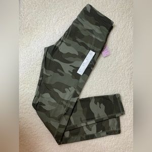 WILD FABLE NWT WOMEN LEGGINGS
